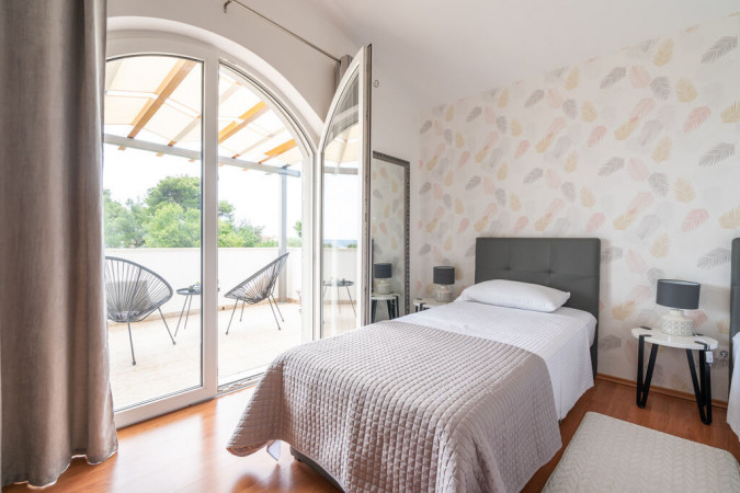 Holiday Home Villa Bliss with heated pool and gym, Ka&scaron;tela, Dalmatia, Croatia Ka&scaron;tel Novi